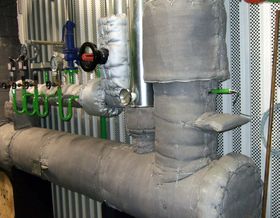 Isolierung Wärmetauscher in einer Biogasanlage / regenerative Energieerzeugung